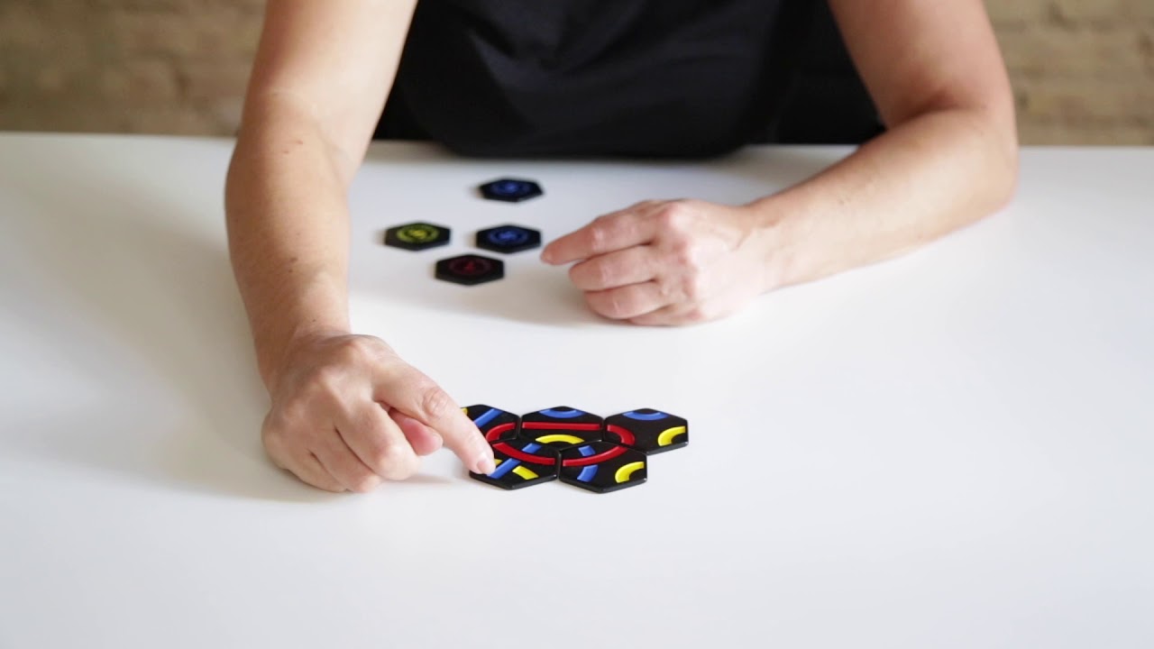 Cómo jugar al Tantrix, el puzle perfecto para estimular la mente