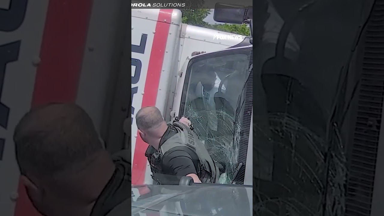 WILD police chase ends when police perform a PIT maneuver #chase #shorts #police #policechase
