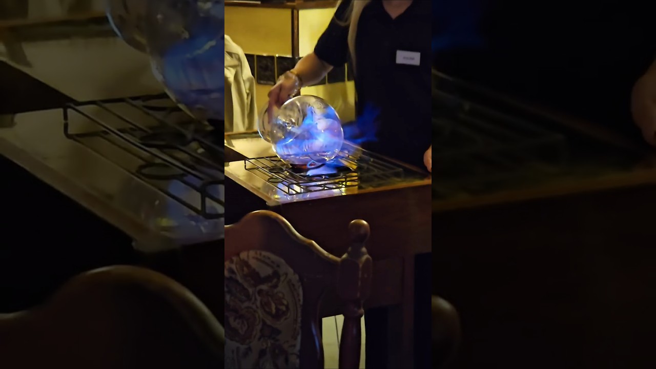 You have to see this🔥🔥🔥! Prague, traditional Czech restaurant. 🇨🇿  