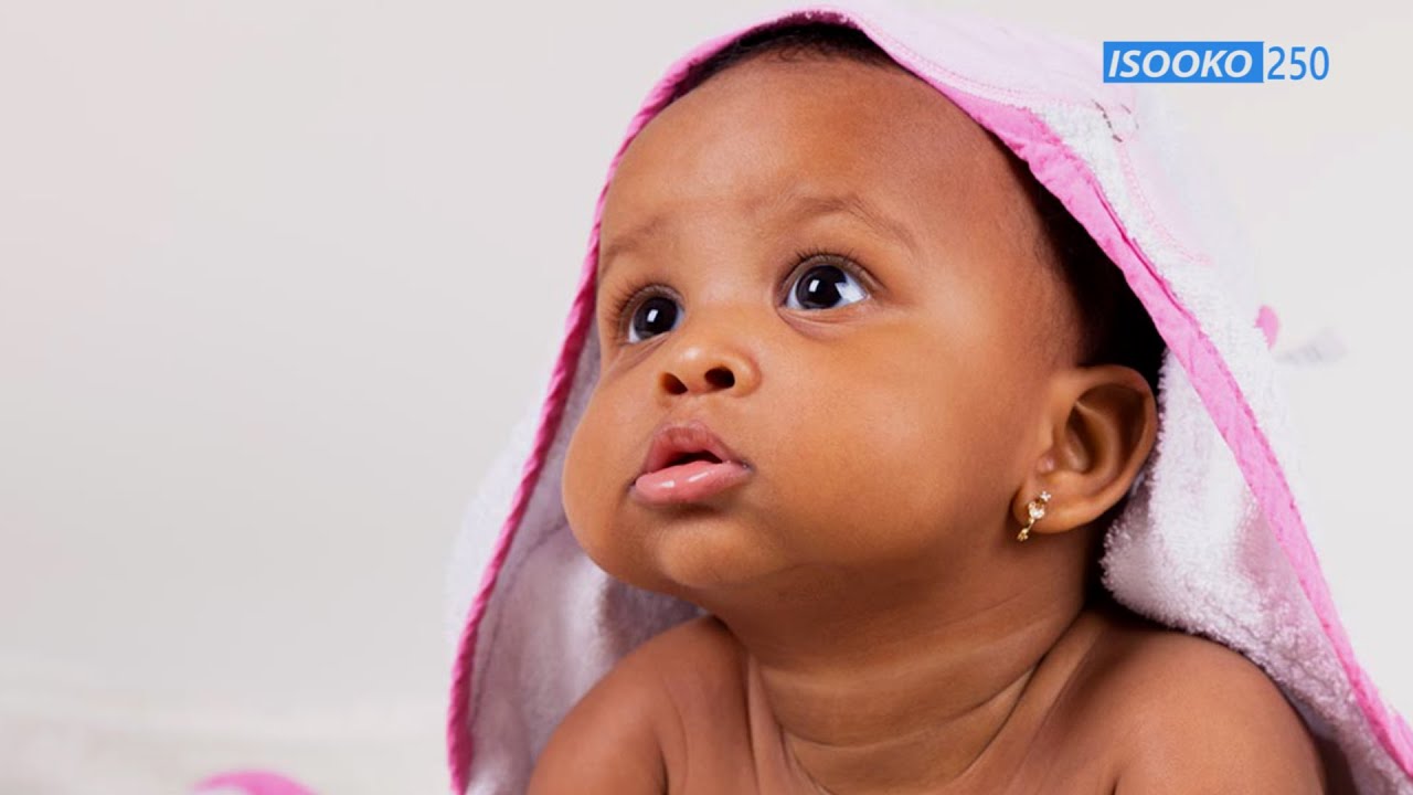 NGAYA AMAZINA  10 AKUNZWE CYANE KU ISI HOSE WAKWITA UMWANA WAWE W'UMUKOBWA N'UMUHUNGU