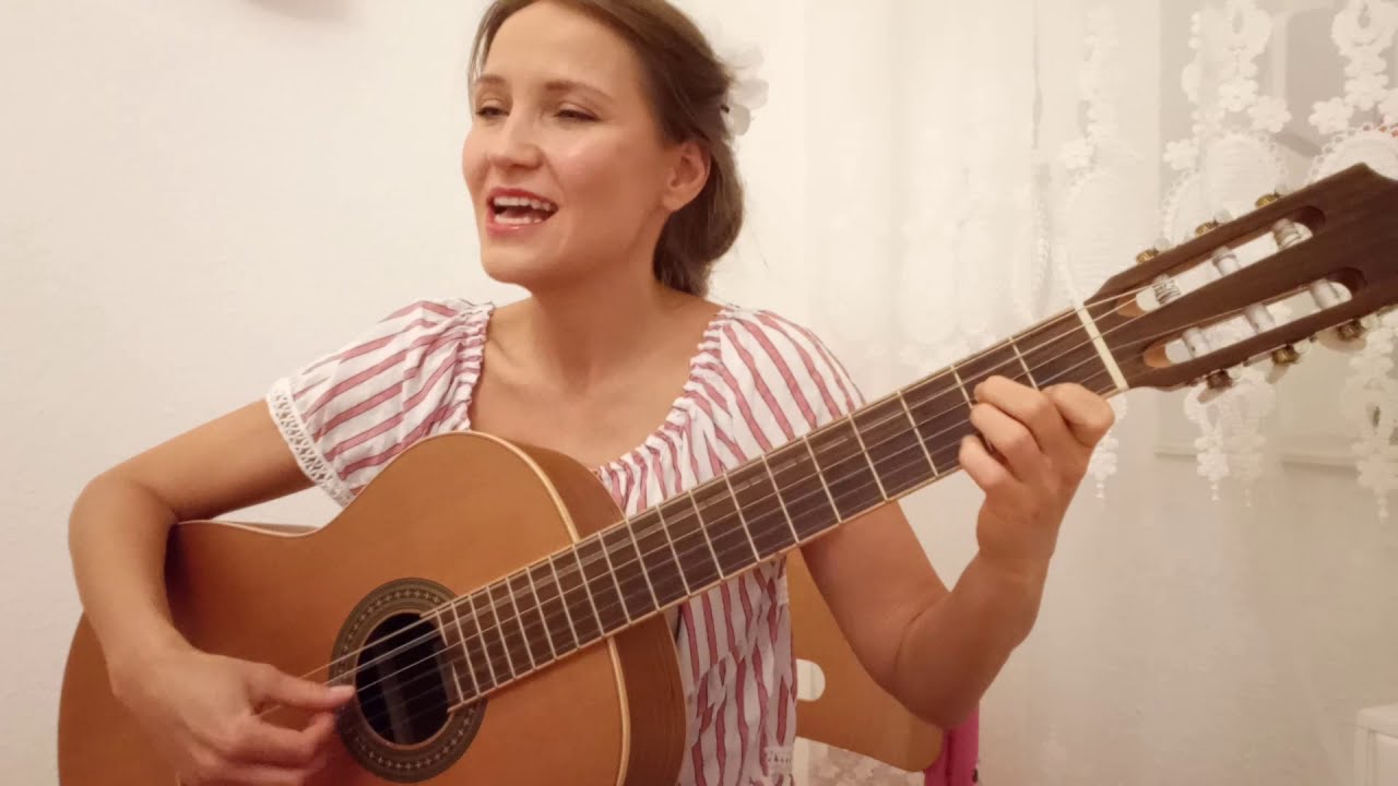 А за окном то дождь то снег/ на гитаре