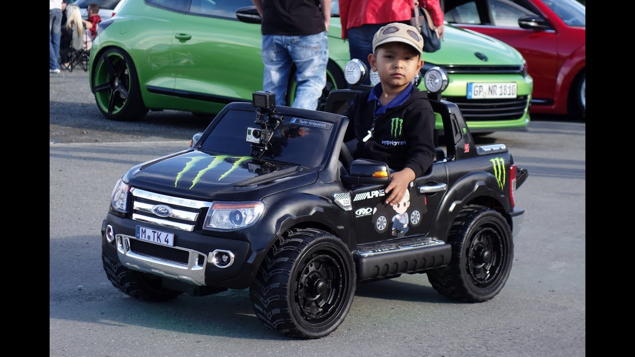 001 Ford Ranger custom made with Air Ride and Entertainment for my son to hes birthday