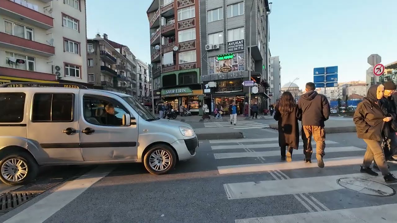 Istanbul Walking Tour - Kağıthane (İsmet İnönü St) - Busy Local Ave 4K