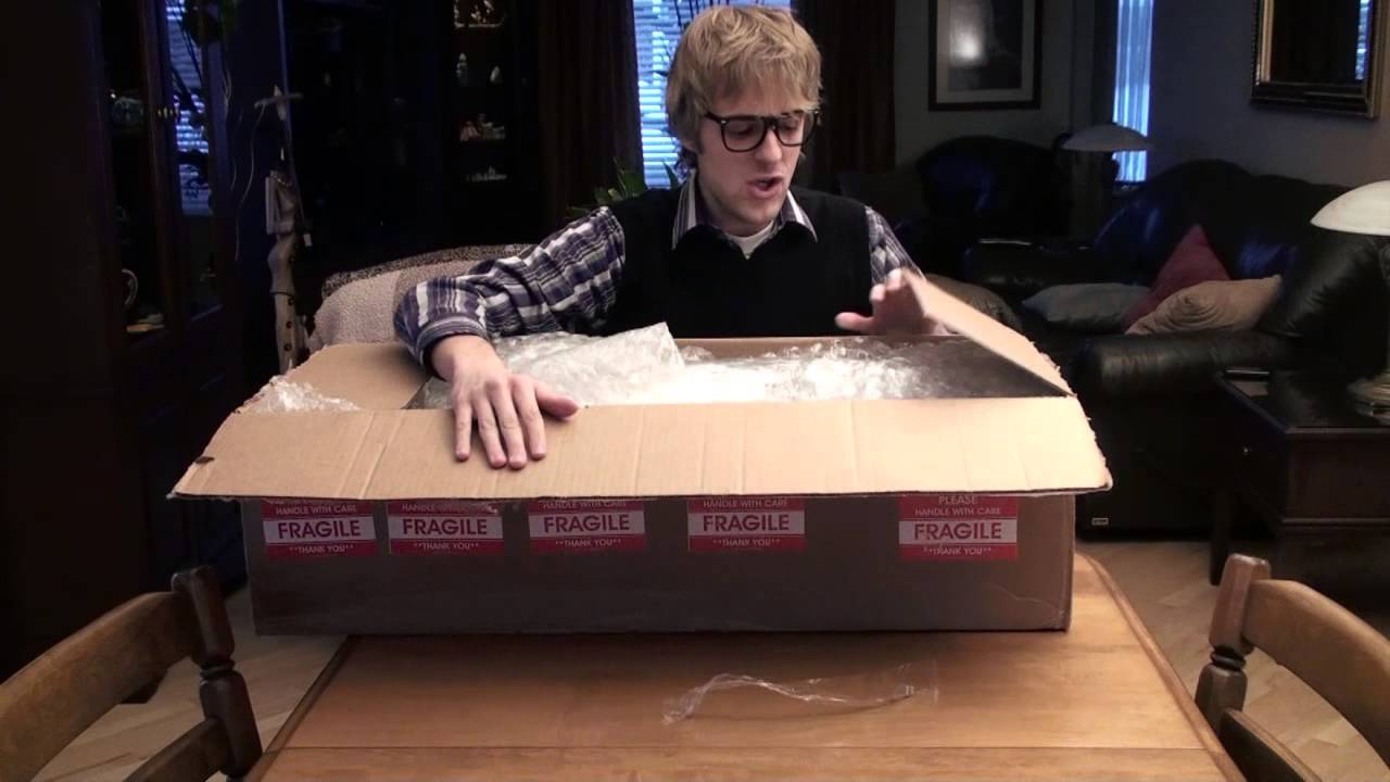 Unboxing my new violin given by Lindsey Stirling