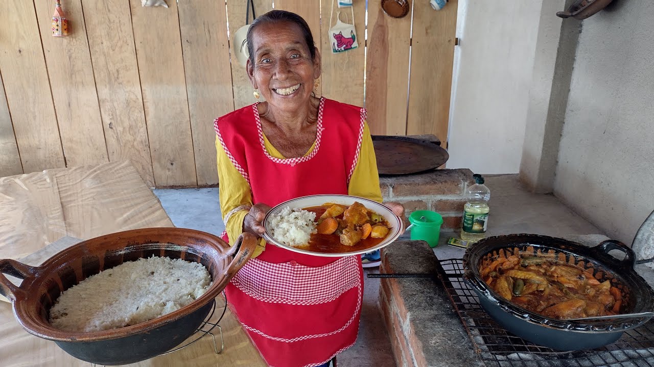 RICO ESTOFADO DE POLLO PARA COMER CON LA FAMILIA | DOÑA LUPITA