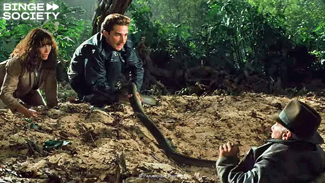 Indiana Jones and the Kingdom of the Crystal Skull (2008): Jones Gets Trapped In Quicksand