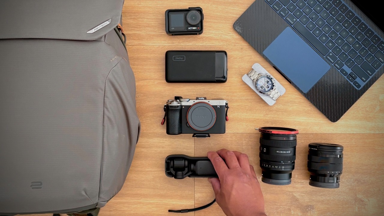 What I Pack In My Travel Bag | Camera Gear + Travel Essentials