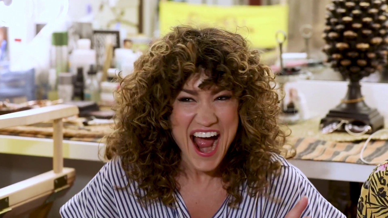 20 Questions in 2 Minutes with Tootsie star Sarah Stiles