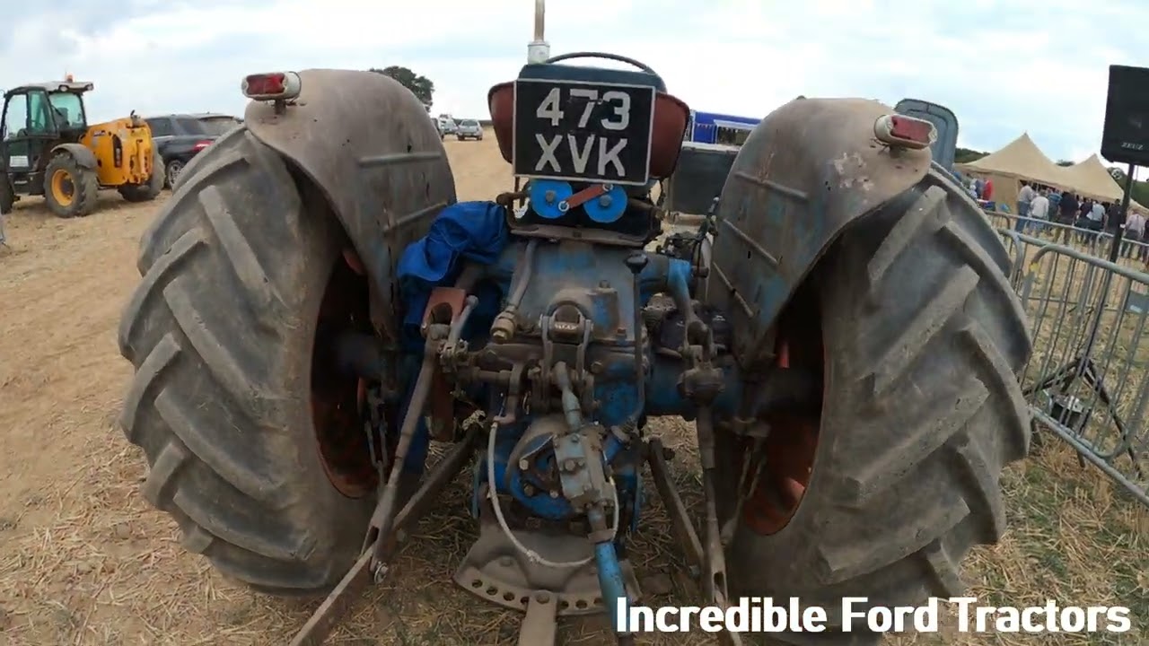 Трактор Fordson Super Major 1961 года выпуска, 3,6-литровый 4-цилиндровый дизельный двигатель (54...