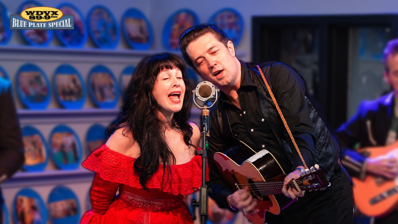 Grey DeLisle - Git Our Picture Made | WDVX Blue Plate Special