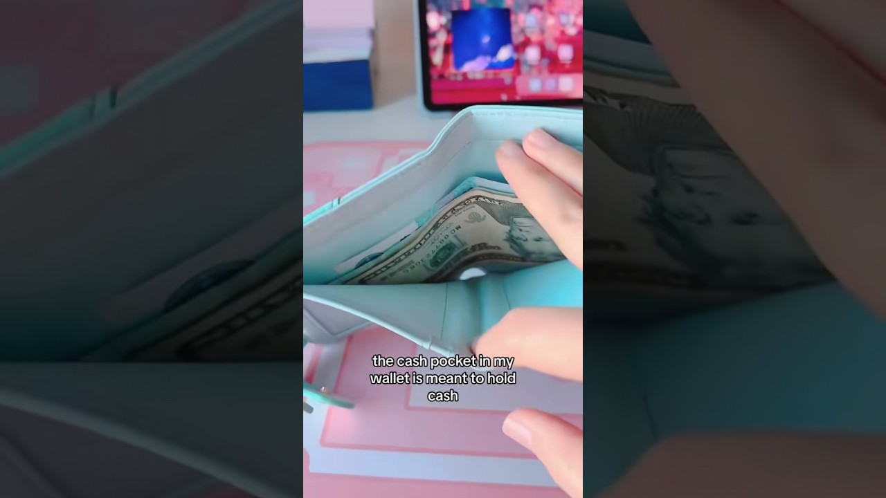 Where do you keep your COINS 🫨👀 #kawaii #wallet