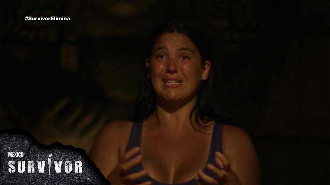 Curvy libera su angustia y se confiesa ante la tribu. | Survivor México
