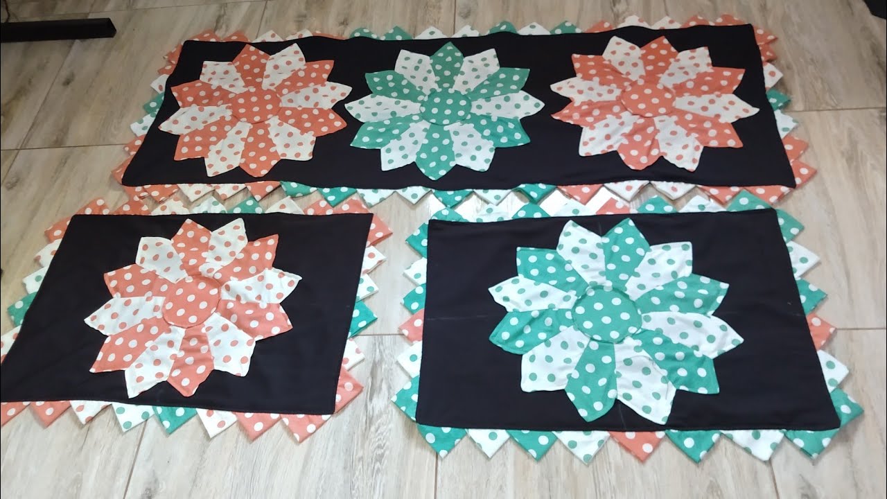 Tapete, jogo de cozinha, com flores aplicadas