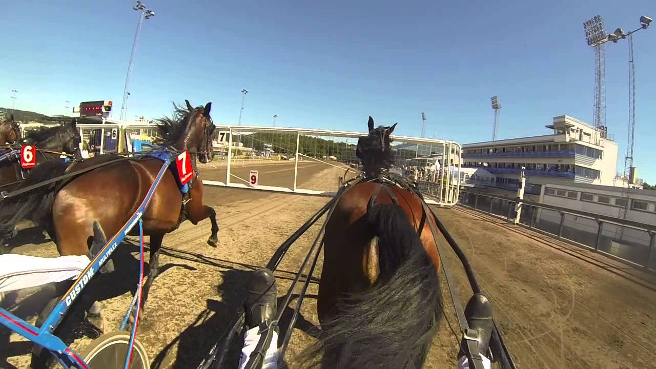 Åbytravet150814- I sulkyn med Joel Uhrberg