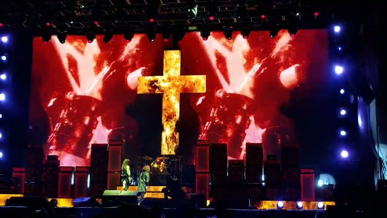 War Pigs + Medley, Oz. Os. Live in Argentina 2018, Obras Sanitarias Stadium 