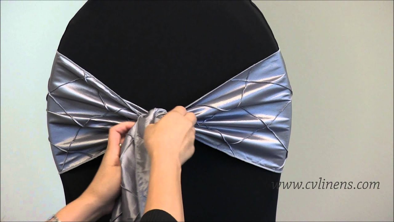 How to Tie a Flip Tie Chair Sash