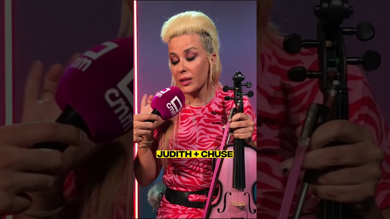 &iquest;C&oacute;mo se conocieron Judith Mateo y Chuse Joven? #FiestaRock | CMMPlay