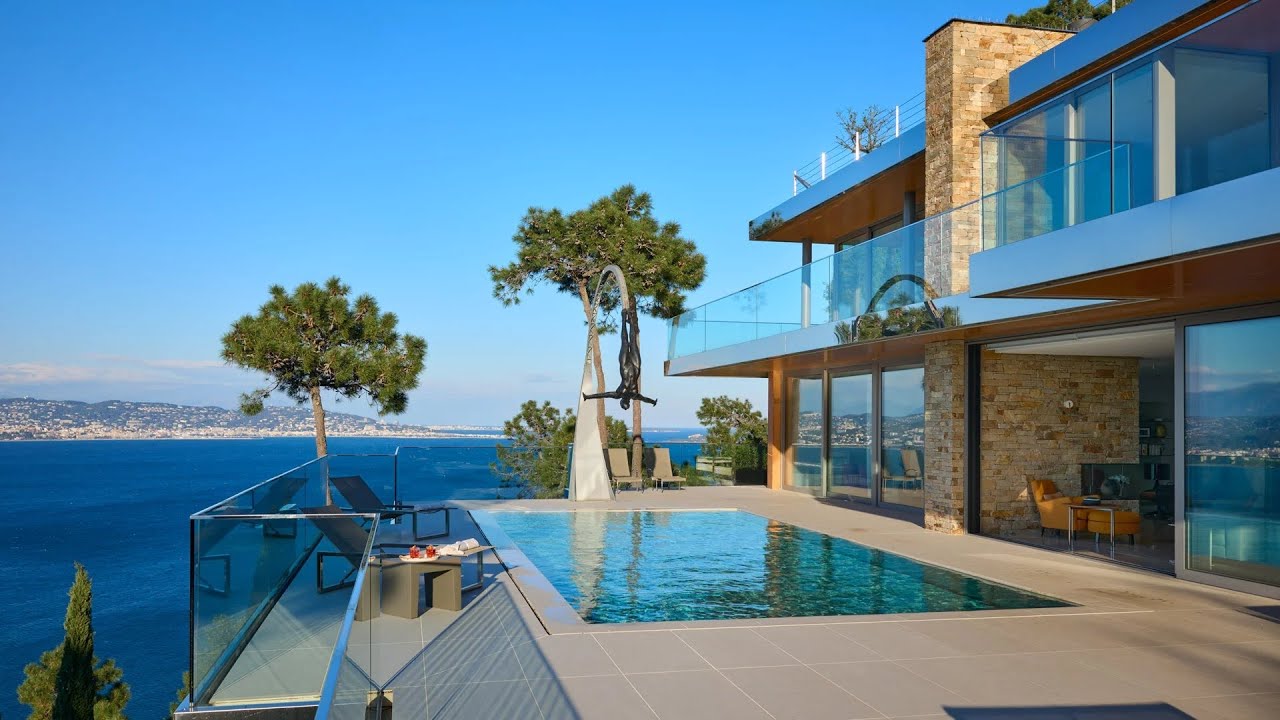Villa For Sale - John Taylor Cannes