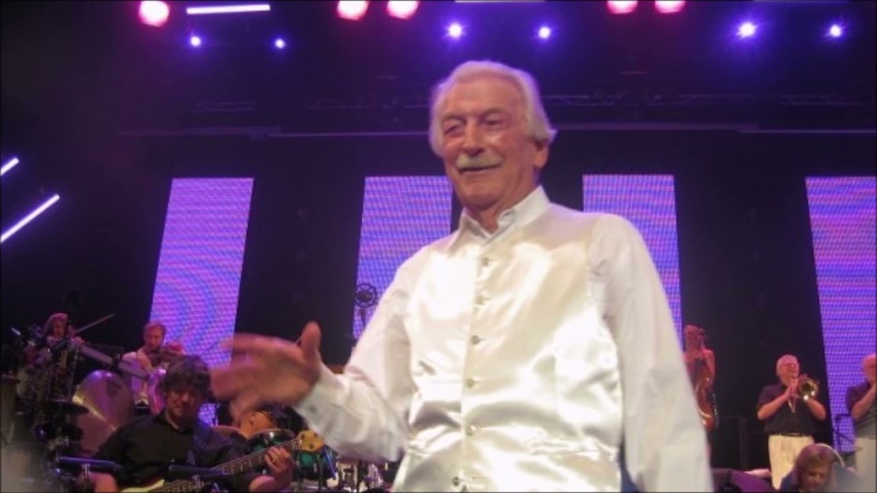 So Eine Liebe Gibt Es Einmal Nur  (Un tel amour n'existe qu'une fois)  JAMESLAST !