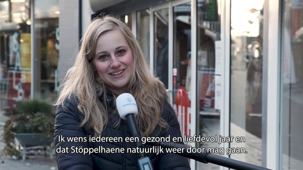 Burgemeester Martijn Dadema haalt nieuwjaarswensen op in Raalte