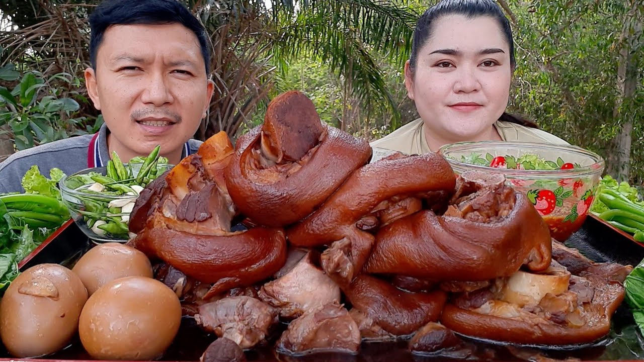 ข้าวขาหมู ขาหมูพะโล้ เปื่อยๆมันๆแซบหลายจ้า 9 มีนาคม พ.ศ.2565