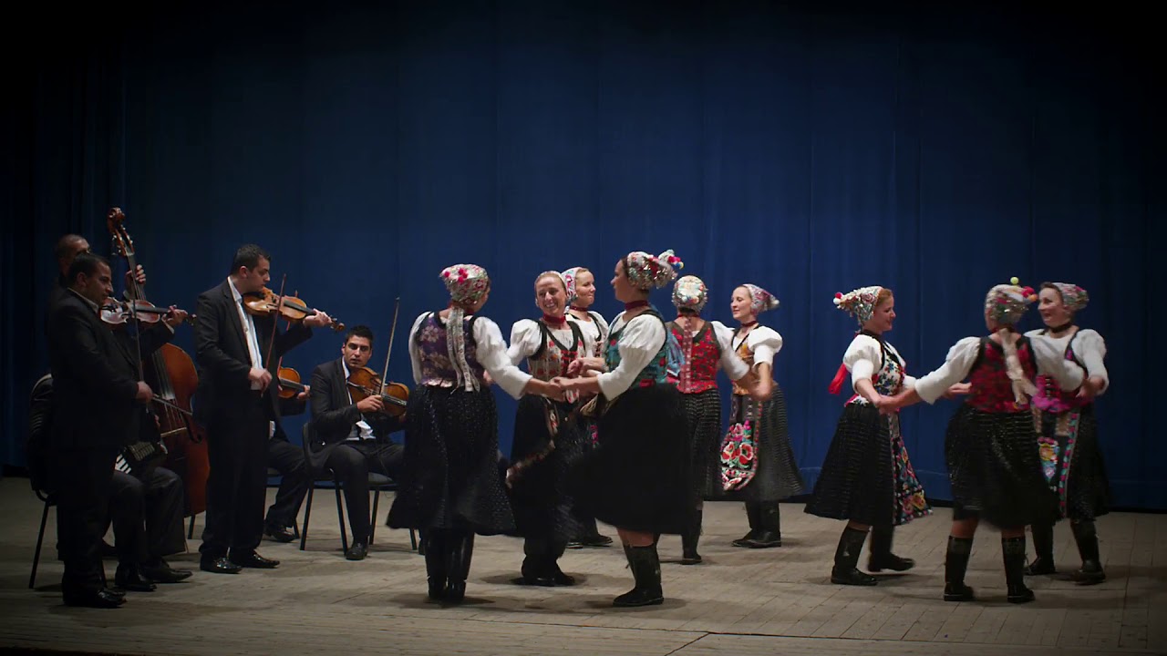 Vo trojo, Telgárt, Múzeum SNP v Banskej Bystrici