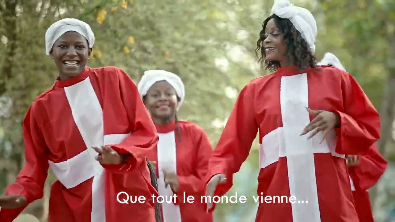 PETIT PAYS - GOLGOTHA (Vidéo Officiel)