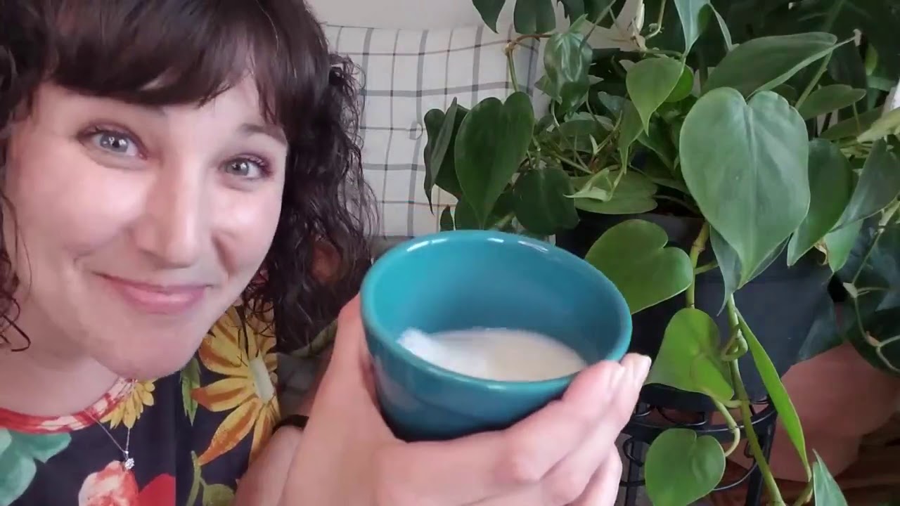 DIY Houseplant Shine Sprays
