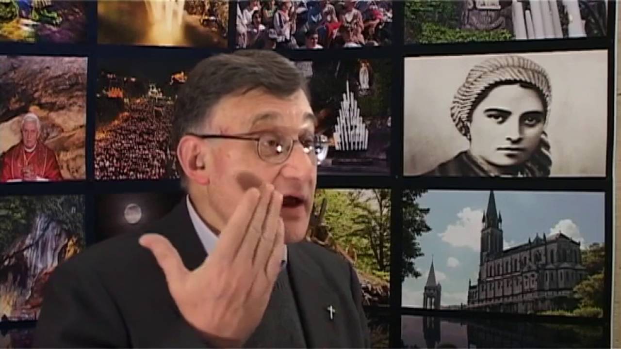 Las Apariciones y el Mensaje de Lourdes, por el Padre Horacio Brito