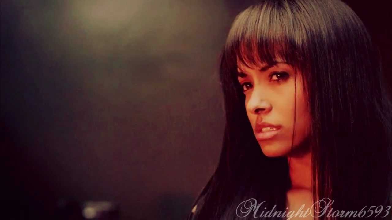 Bonnie Bennett - Broken Inside