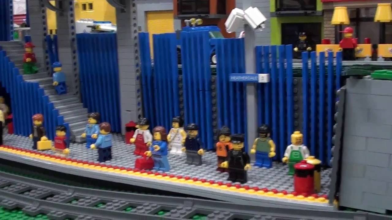 Trains at the Lego Heatherdale station
