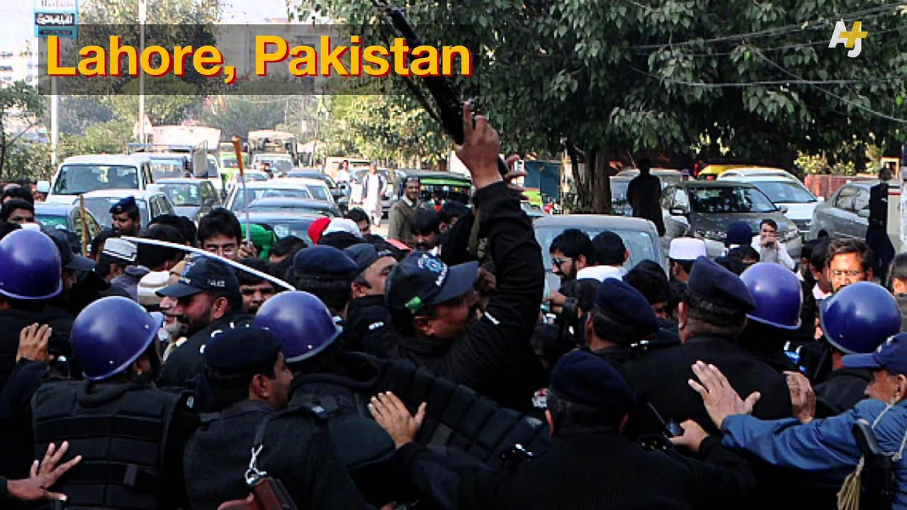 Blind Protesters Clash With Pakistan Police
