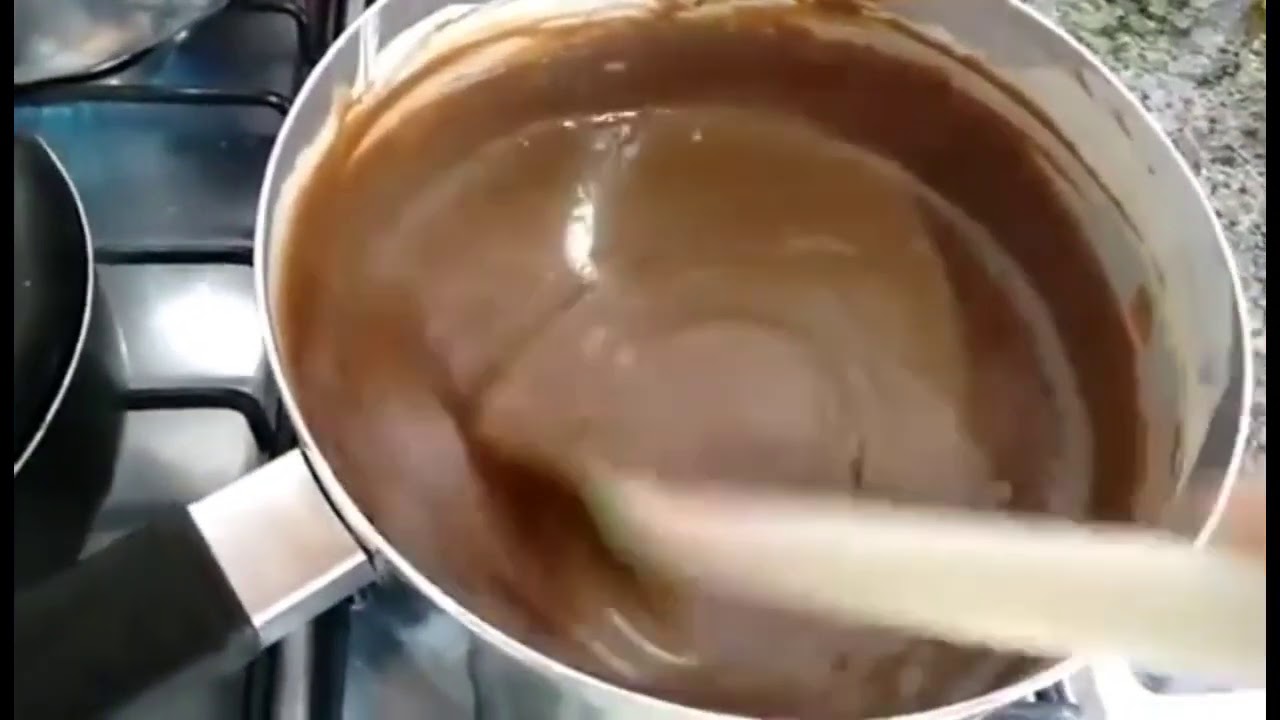 #Inesteles  Recheio de brigadeiro gourmet..🎂🎂