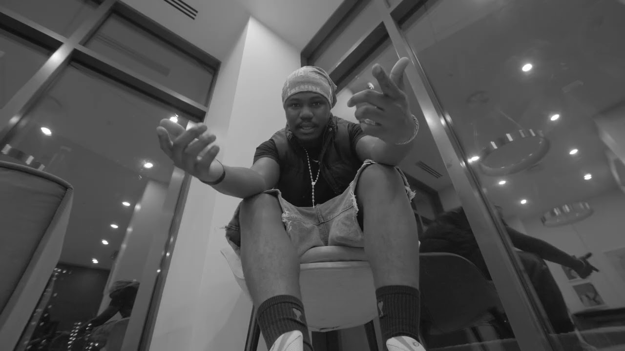 GOKS - Deux Laisse ft. Blitza (Clip Officiel)
