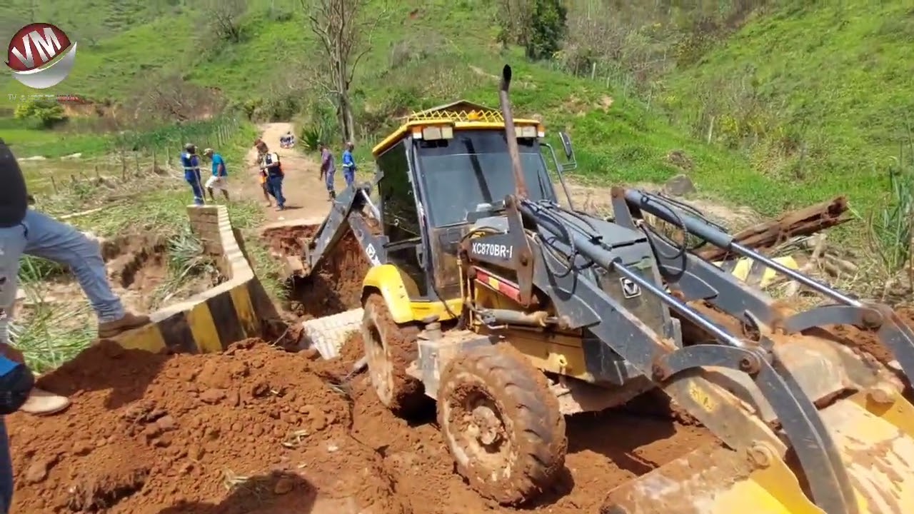 Ações na Comunidade Sem Barra após fortes chuvas