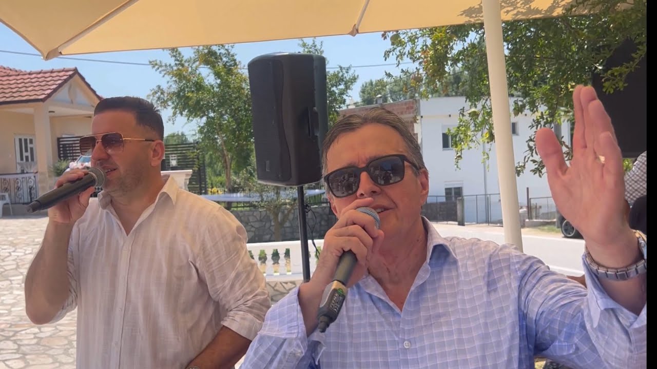 Dasma ne Sukobine: Nje Dite me Kenge Tradicionale nga Vesel Pelinku dhe Suad Shaptafa ( Agnesa&Dyli)