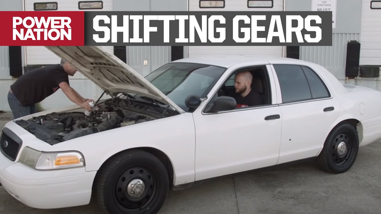 Turning An Old Crown Vic Cruiser Into A Track Panther - Part 1 - Carcass S3, E6