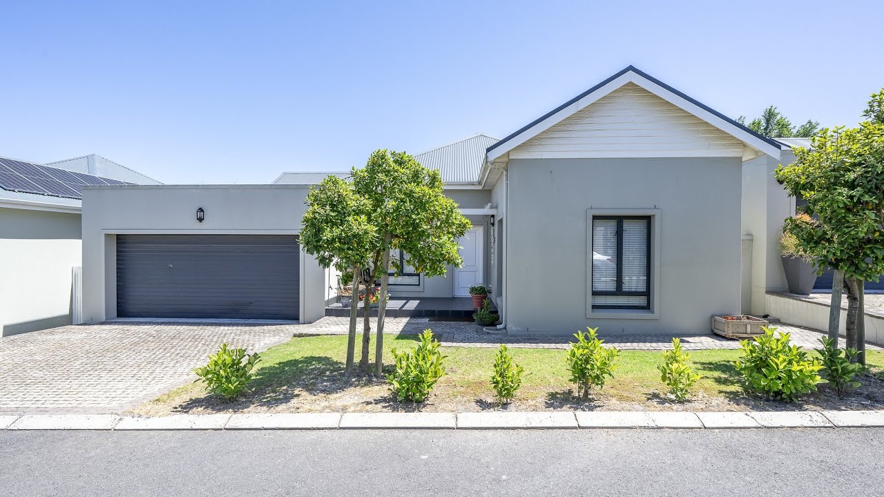 Elegant Single-Storey Home in Graanendal Estate, Durbanville