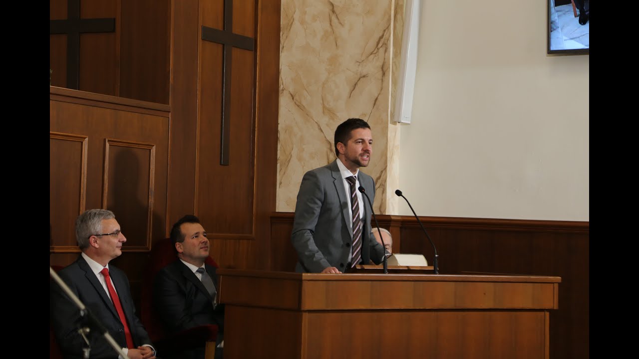 Balla Péter lelkipásztorrá avatása és beiktatása a Nap utcában