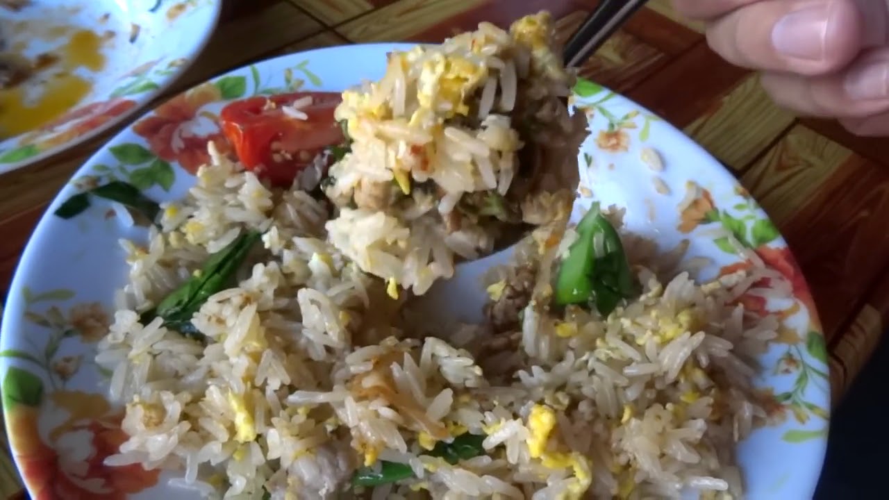 กินข้าวผัดดอยแม่สลอง Doi Mae Salong street food