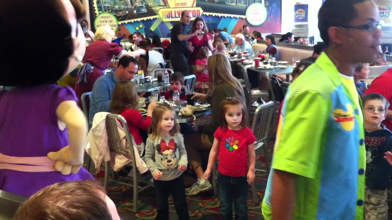 Hollywood Studios 2011 - Play 'n Dine