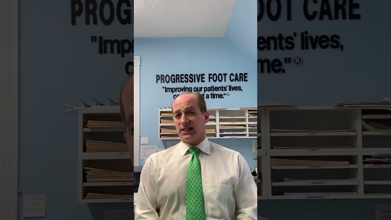 Athlete's Foot Fungus (tinea pedis) or Dry Skin (xerosis)?  A Board Certified Podiatrist Tells All