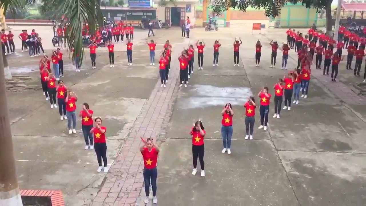 Nối vòng tay lớn -11A5 -K18-THPT HIỆP HÒA 3 _Hội thi vũ khúc sân trường