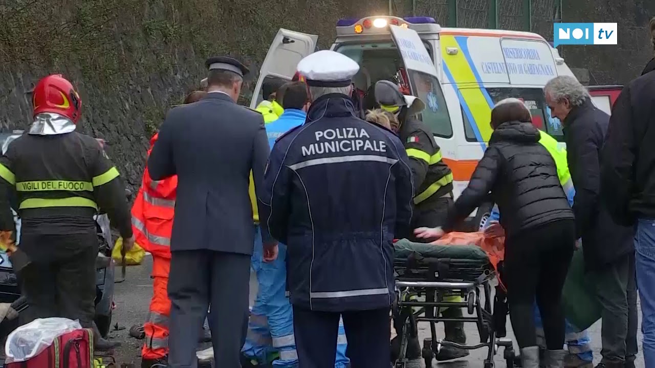 Grave scontro sulla regionale 445 a Castelnuovo Garfagnana