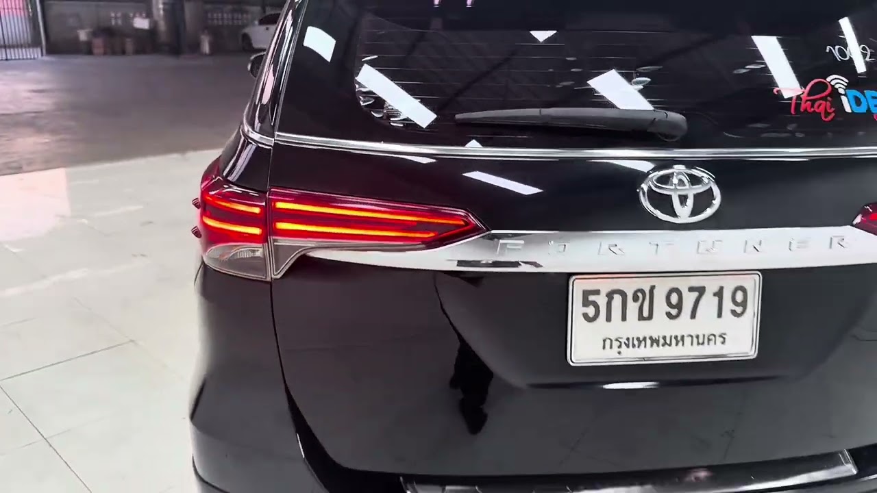 toyota fortuner 2.4 v 2016 มือสองราคาดี ￼