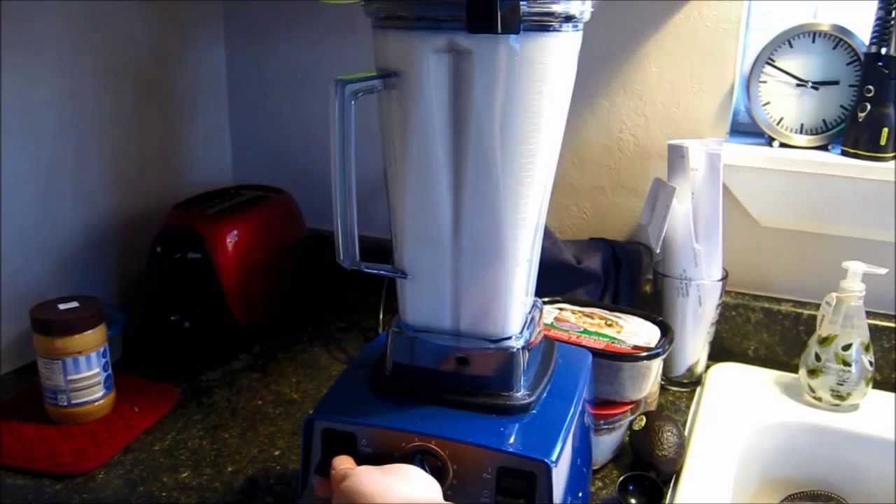 Как приготовить соевое молоко с помощью блендера или Vitamix! Простое домашнее соевое молоко с Bl...