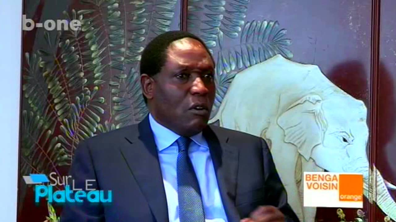 Sur Le Plateau avec l'Ambassadeur Henri Mova Sakanyi