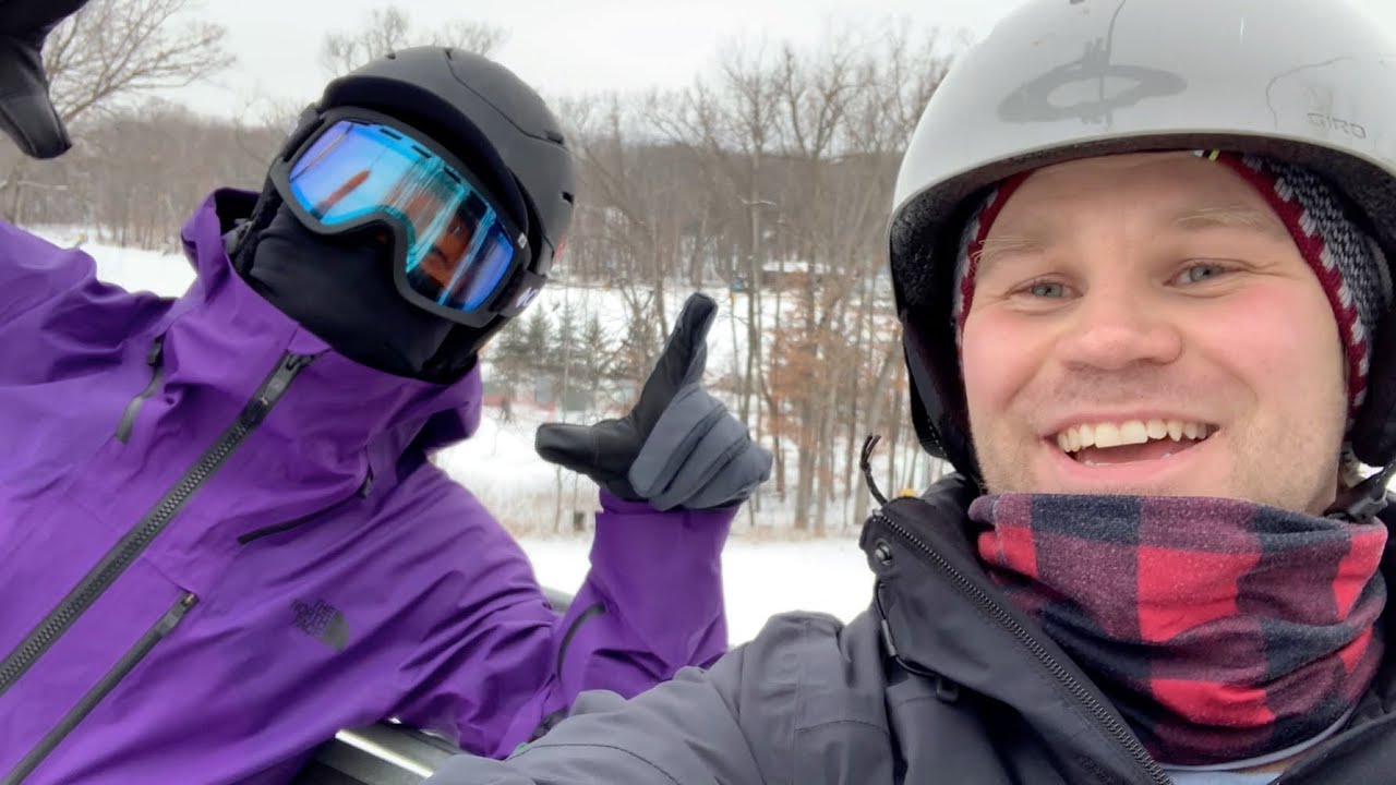 Cascade Mountain Skiing - Wisconsin Dells