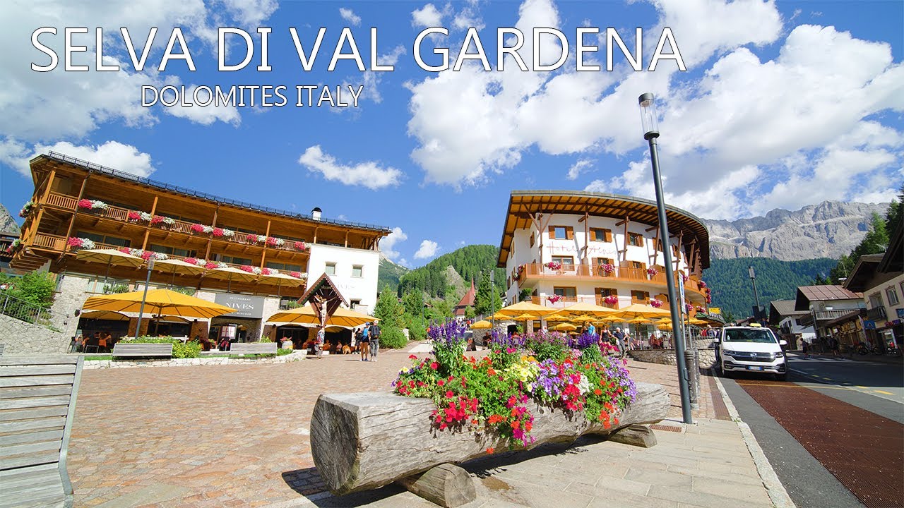 SELVA DI VAL GARDENA ITALY 🇮🇹 -The Most Beautiful Village In The Heart Of The Dolomites 8K