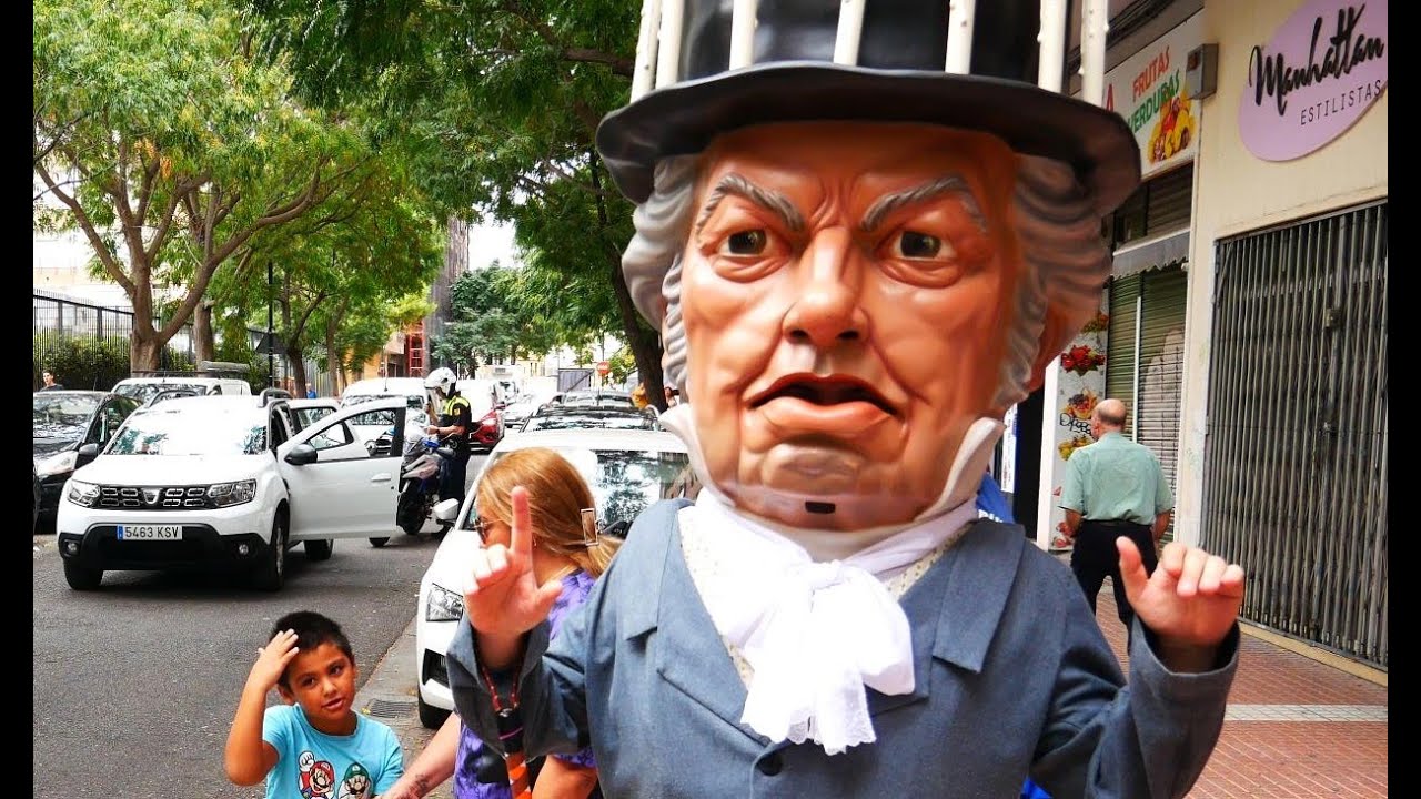 Fiestas Barrio de las Fuentes comparsa cabezudos Zaragoza 2024